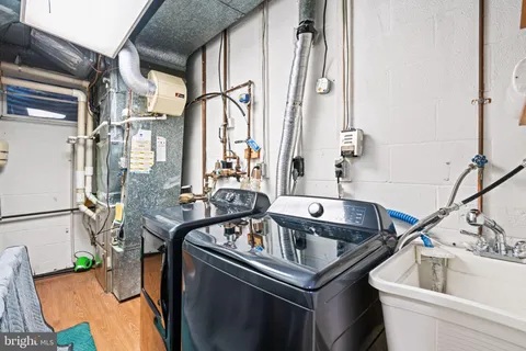 $1,675,000 | 4411 Chalfont Place, Bethesda, MD 20816