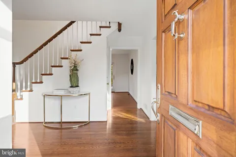 $1,675,000 | 4411 Chalfont Place, Bethesda, MD 20816