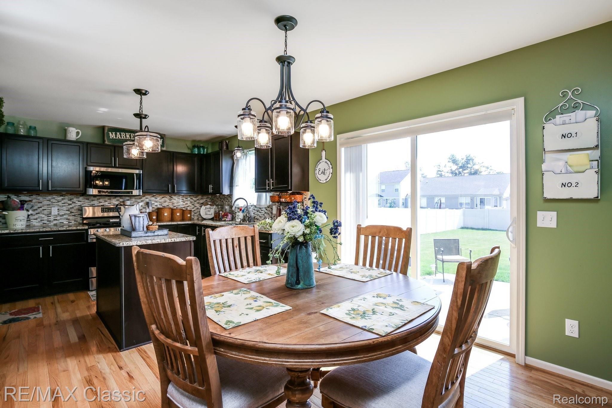 9386 Maple Ridge Drive Newport, MI 48166 - Photo 9 of 30 9386+Maple+Ridge+Dr+Charter+Township+of+Berlin-22-web.jpg