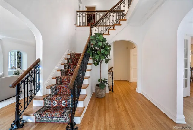 a view of entryway with wooden floor