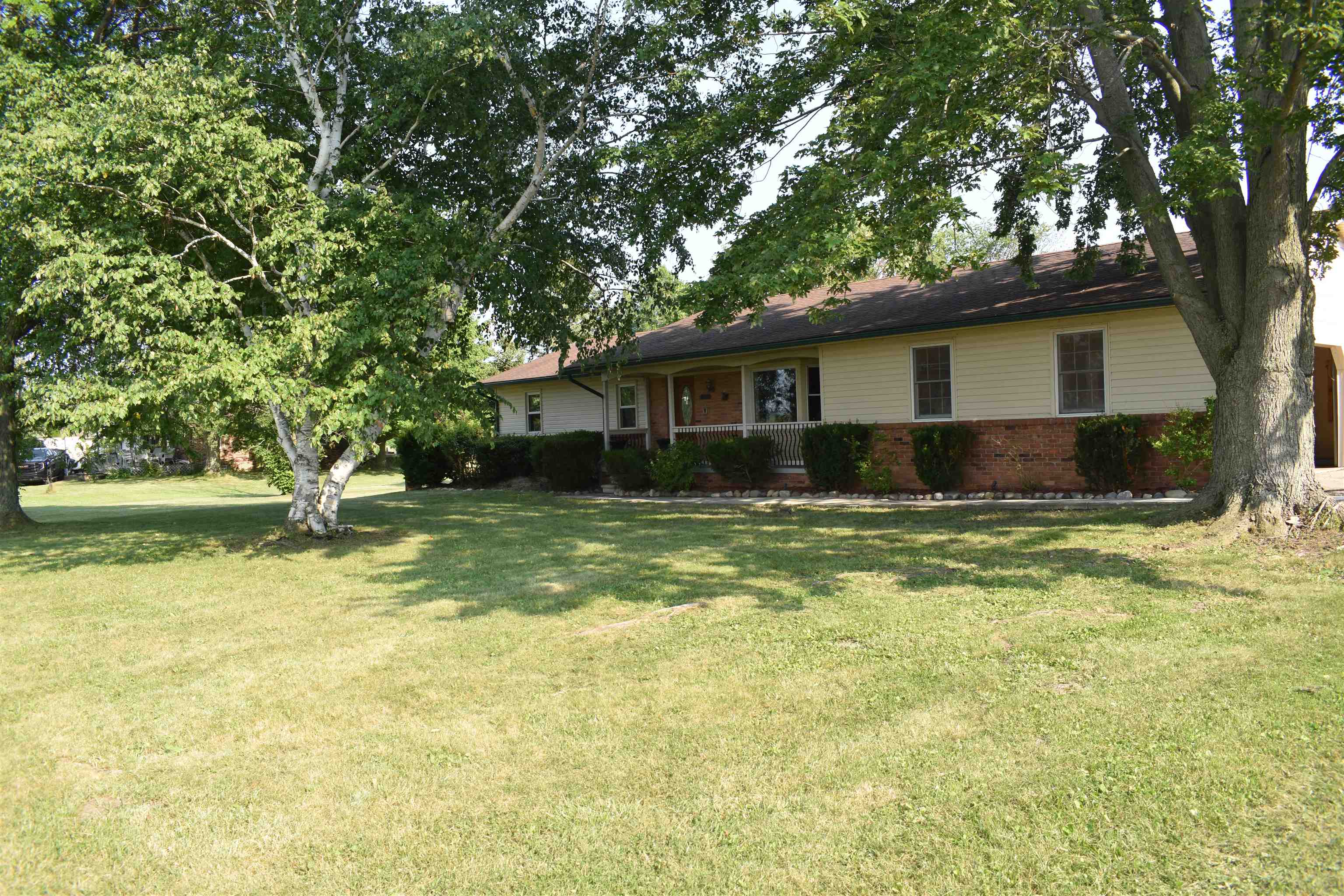 9505 Dolan Road Columbus, MI 48063 - Photo 3 of 31