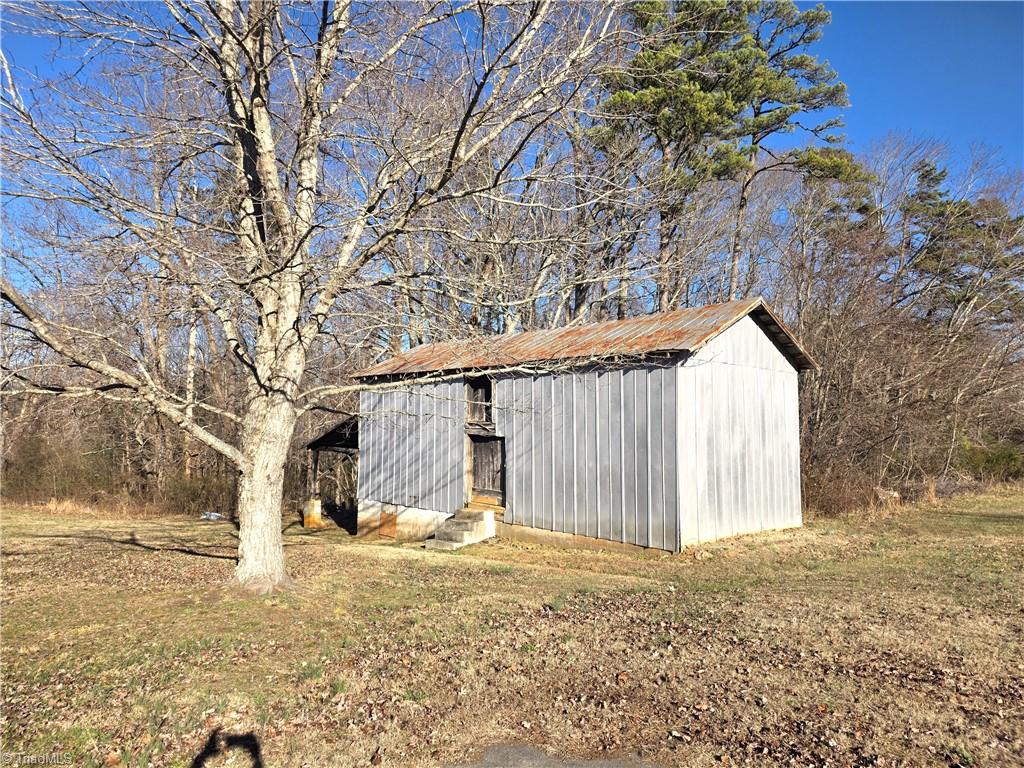 5149 Highway 66 King, NC 27021 - Photo 19 of 20