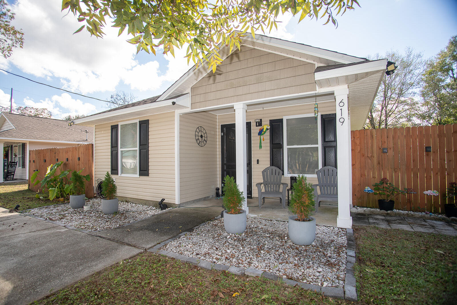 619 West Orange Avenue DeFuniak Springs, FL 32435 - Photo 2 of 35 0E3A3124_websize