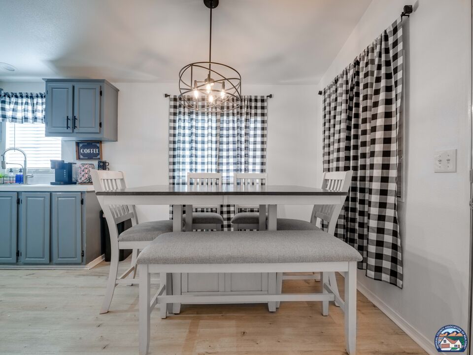 1601 Drew Road, Unit 16 El Centro, CA 92243 - Photo 4 of 17 Gallery Image 4
