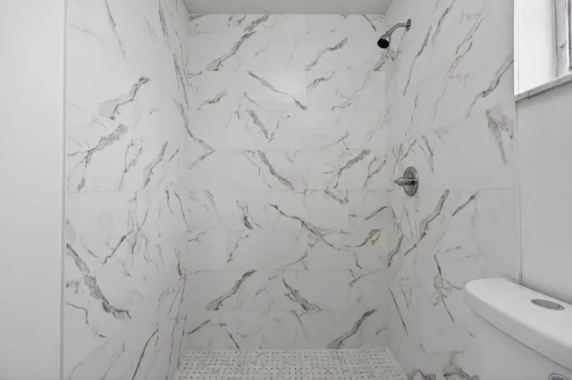 $674,900 | 8776 Southeast Bahama Circle, Hobe Sound, FL 33455