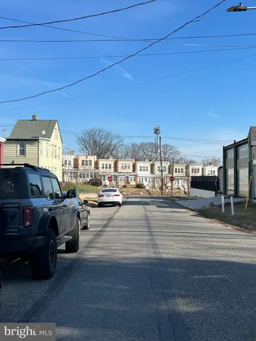 a front view of a house with garage