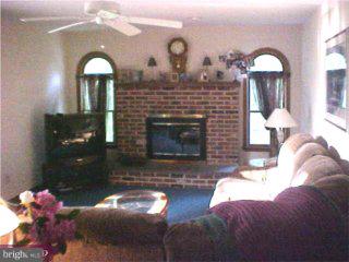 620 Griffiths Road Warrington, PA 18976 - Photo 3 of 6 Gallery Image 3