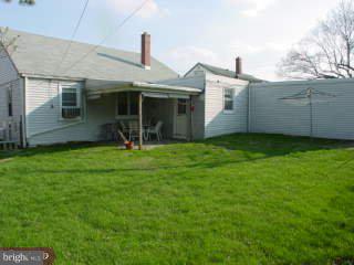 9206 Wesleyan Road Philadelphia, PA 19114 - Photo 2 of 6 Gallery Image 2