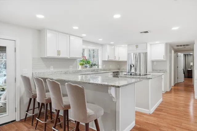 $479,900 | 186 Mohawk Trail, Haverhill, MA 01832