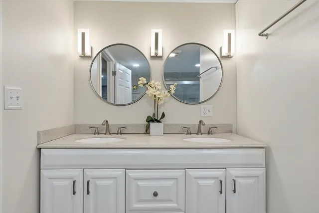 $479,900 | 186 Mohawk Trail, Haverhill, MA 01832