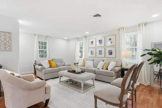 $479,900 | 186 Mohawk Trail, Haverhill, MA 01832