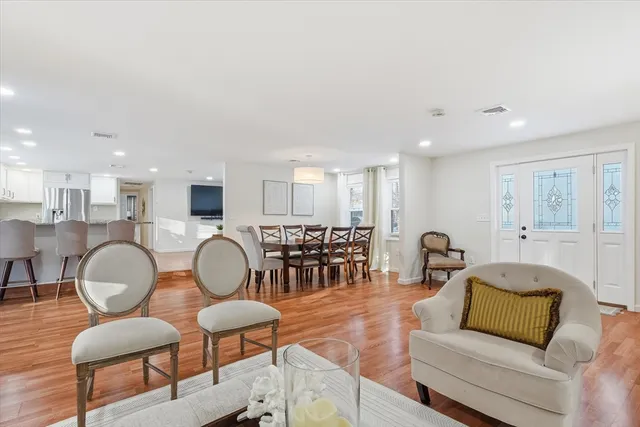 $479,900 | 186 Mohawk Trail, Haverhill, MA 01832