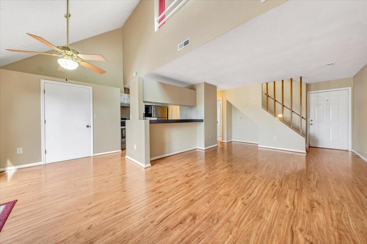 3357 Forest Ridge Road Roanoke, VA 24018 - Photo 6 of 31 06-MIB00018