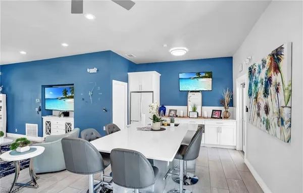 $4,700 | 3775 Fieldstone Boulevard, Unit 102, Naples, FL 34109