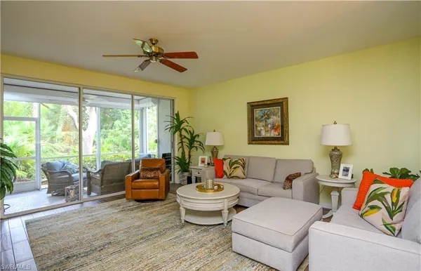 $4,700 | 3775 Fieldstone Boulevard, Unit 102, Naples, FL 34109
