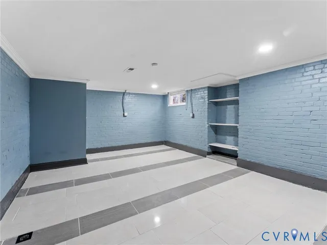 a room with a empty space