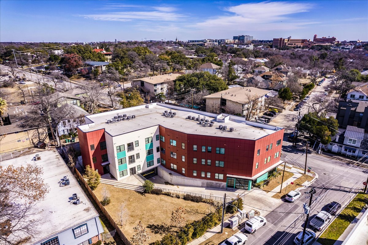 3000 Duval Street, Unit 203 Austin, TX 78705 - Photo 25 of 27 an aerial view of a house with a yard sitting space