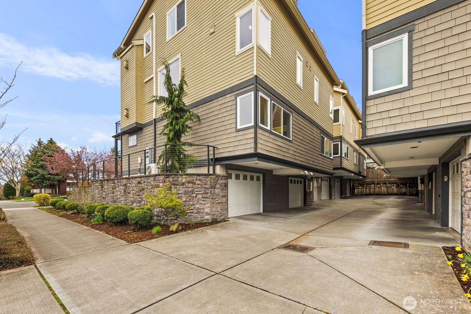 1601 California Avenue Southwest Seattle, WA 98116 - Photo 12 of 39