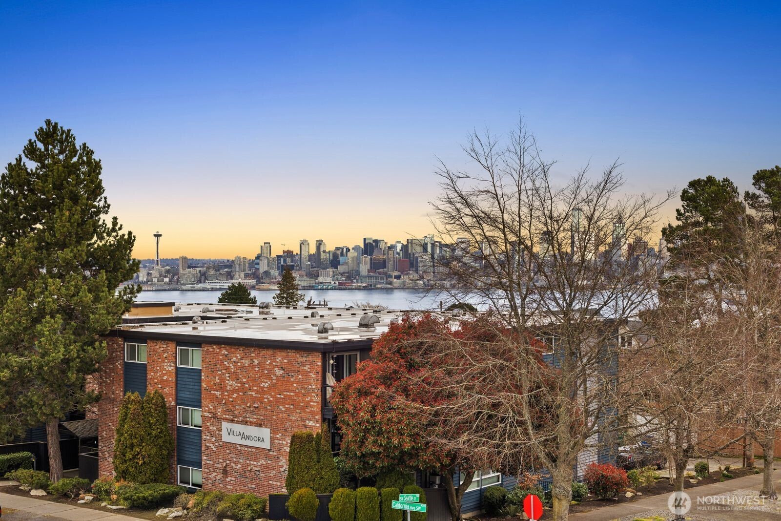 1601 California Avenue Southwest Seattle, WA 98116 - Photo 18 of 39