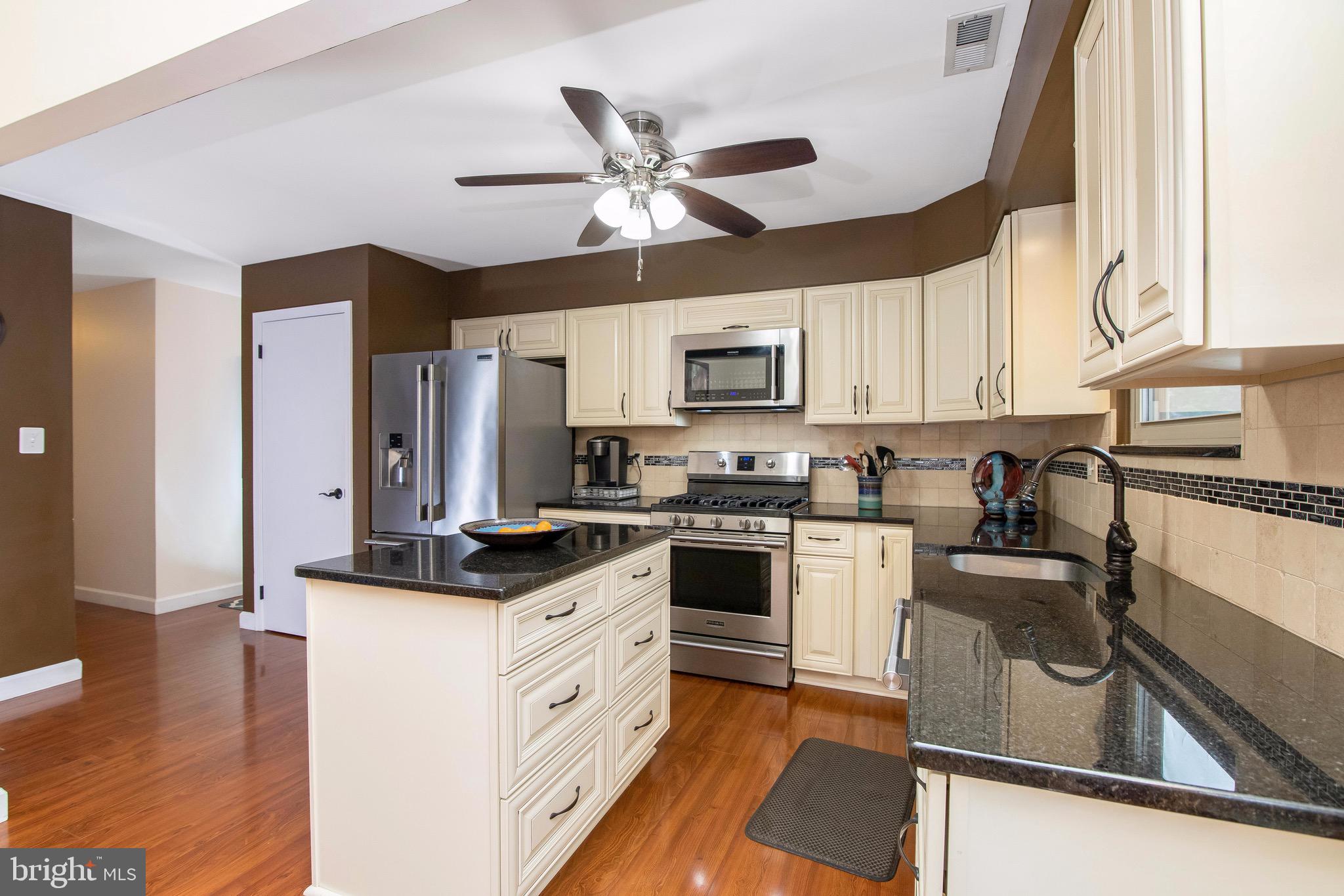 6 Stratford Road Clementon, NJ 08021 - Photo 12 of 47 Kitchen