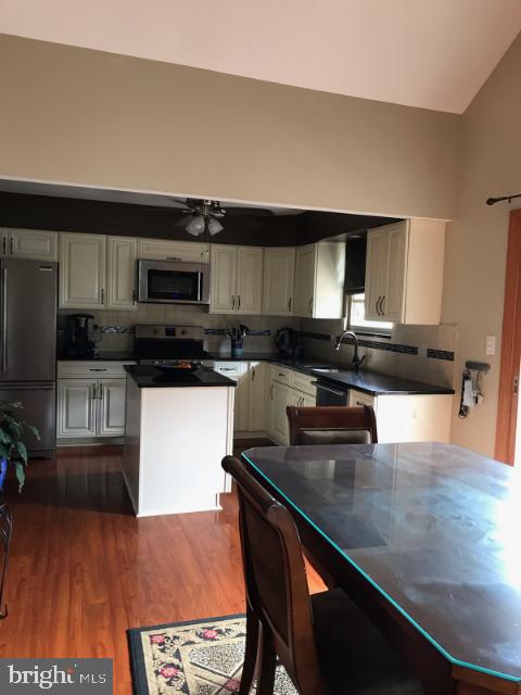 6 Stratford Road Clementon, NJ 08021 - Photo 19 of 47