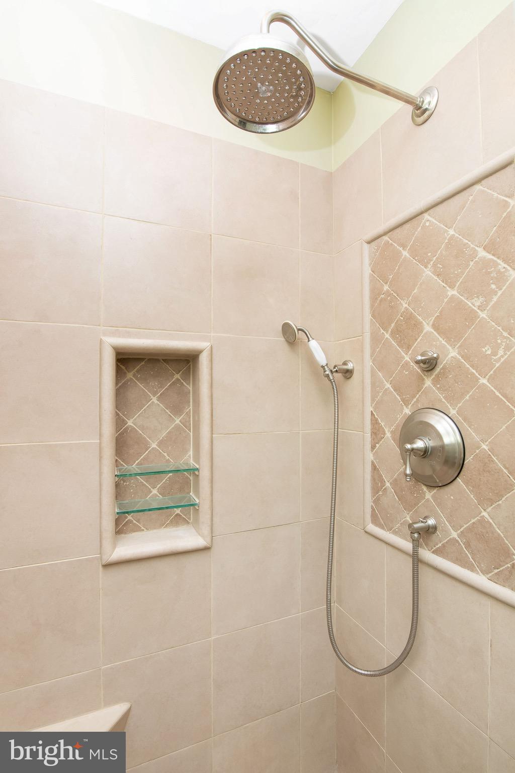 6 Stratford Road Clementon, NJ 08021 - Photo 28 of 47 Shower