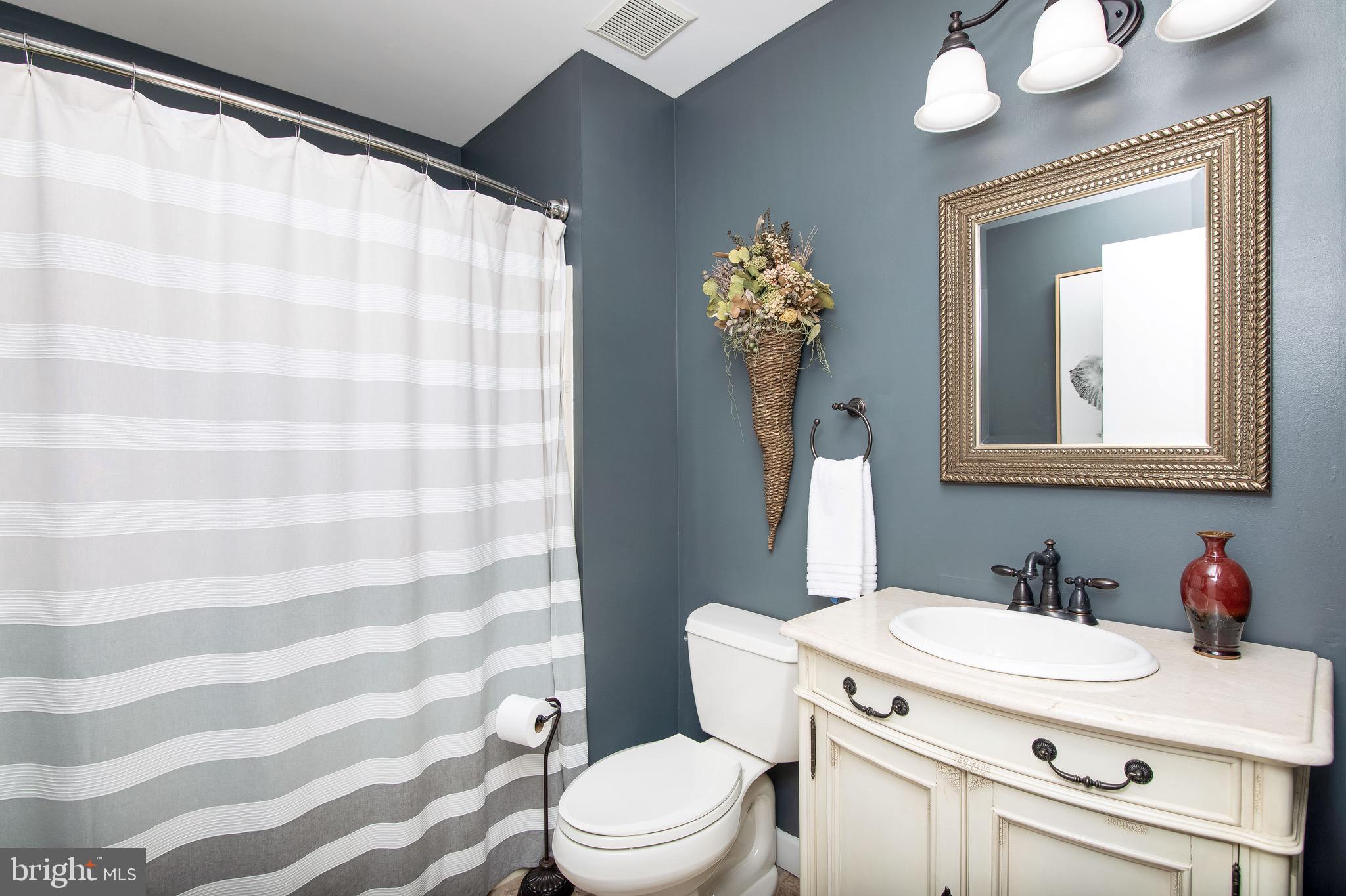 6 Stratford Road Clementon, NJ 08021 - Photo 35 of 47 Bathroom