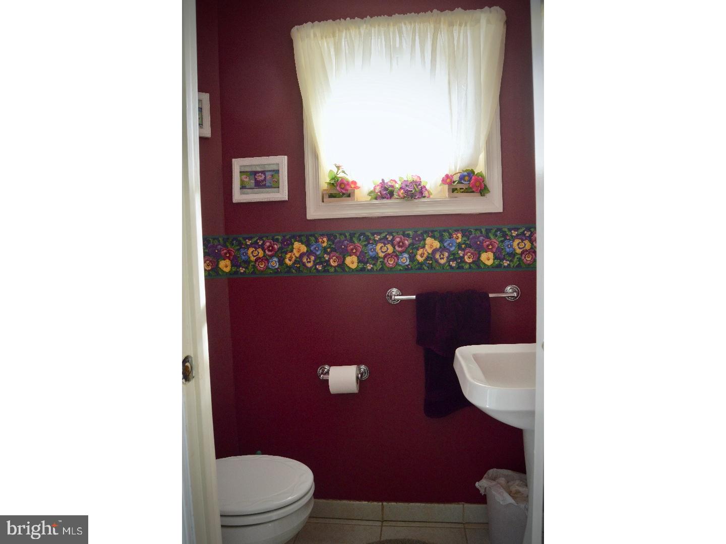 804 Edgemoor Road Cherry Hill, NJ 08034 - Photo 17 of 22 Bathroom