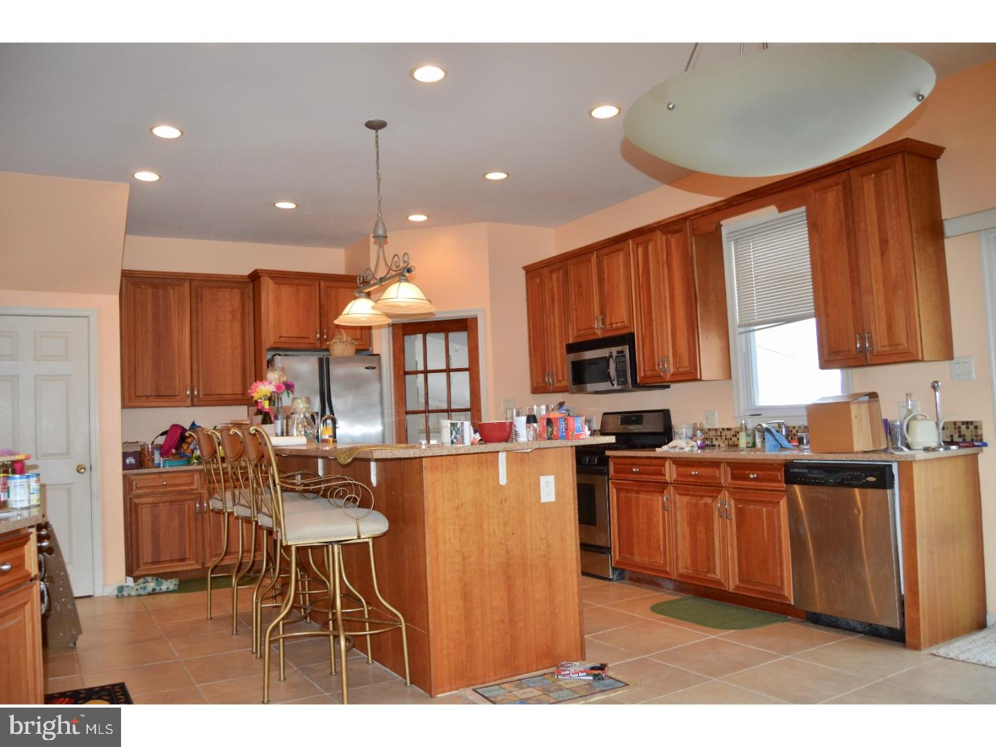 804 Edgemoor Road Cherry Hill, NJ 08034 - Photo 4 of 22 Kitchen