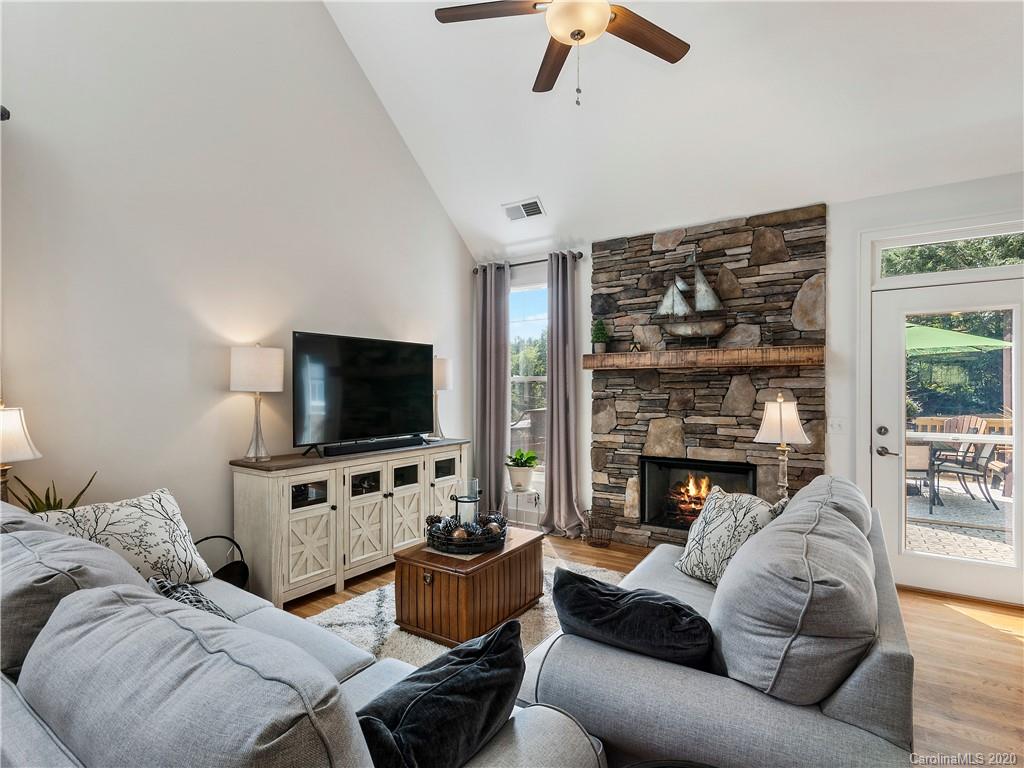 119 White Oak Rd Extension Arden, NC 28704 - Photo 7 of 25 Gallery Image 7