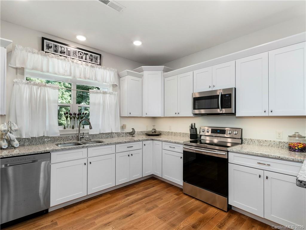 119 White Oak Rd Extension Arden, NC 28704 - Photo 9 of 25 Gallery Image 9