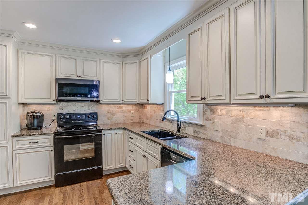8116 Running Cedar Trail Raleigh, NC 27615 - Photo 8 of 30