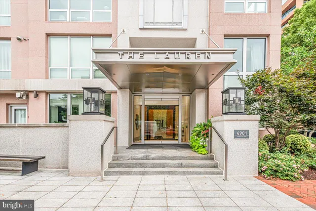 $1,599,000 | 4901 Hampden Lane, Unit 205, Bethesda, MD 20814