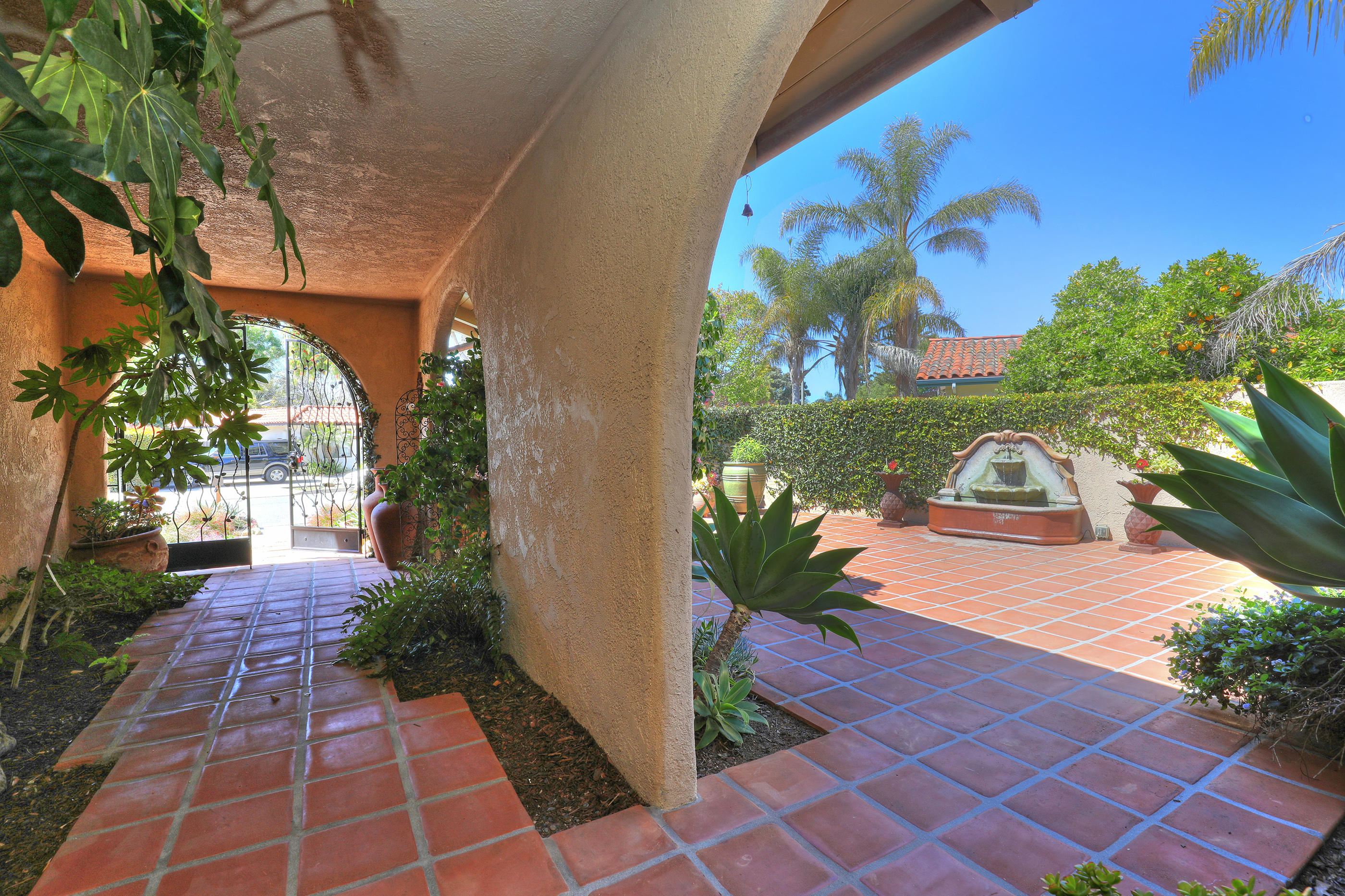5452 Cameo Road Carpinteria, CA 93013 - Photo 16 of 22 c1