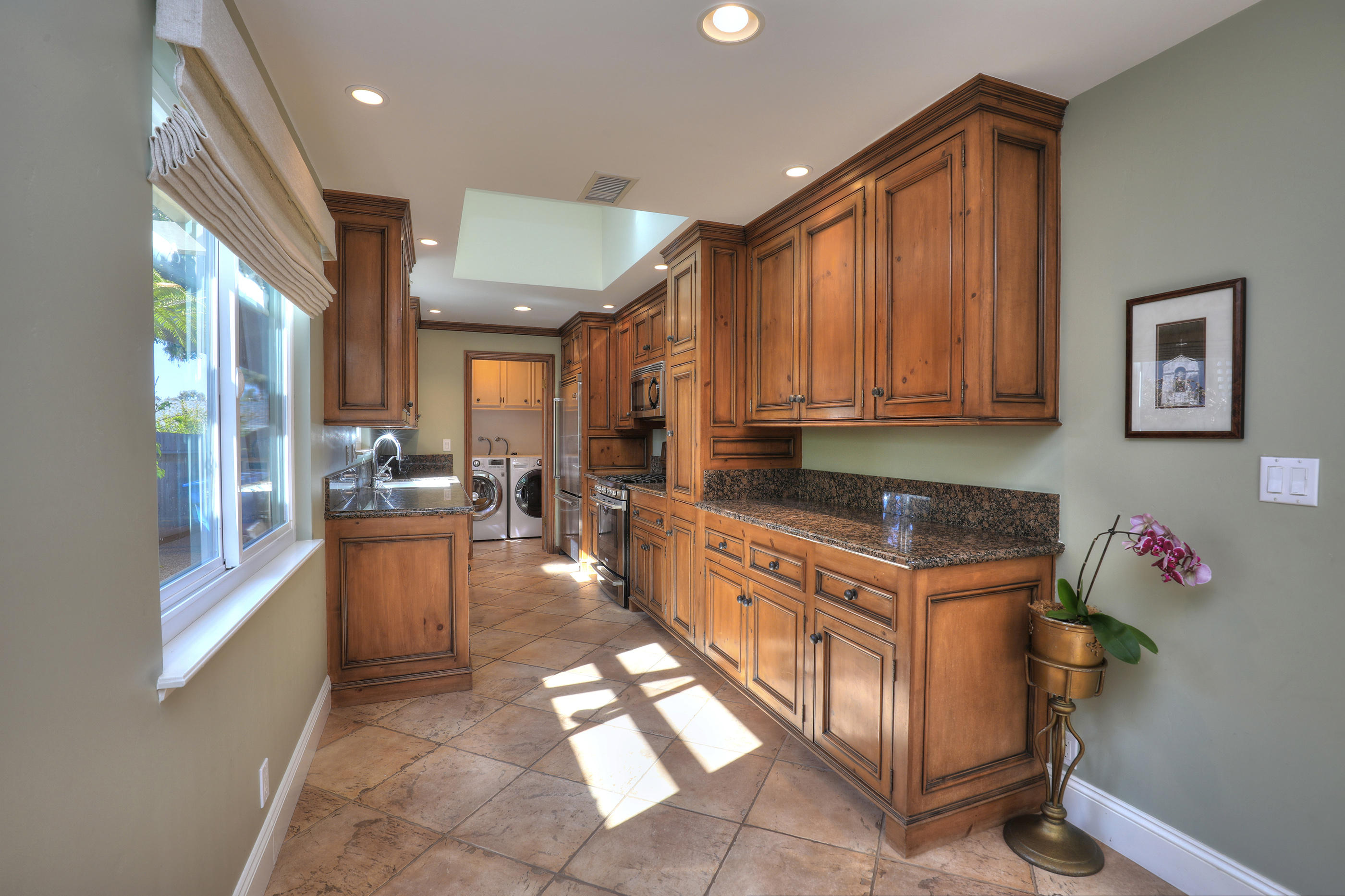 5452 Cameo Road Carpinteria, CA 93013 - Photo 7 of 22 k2