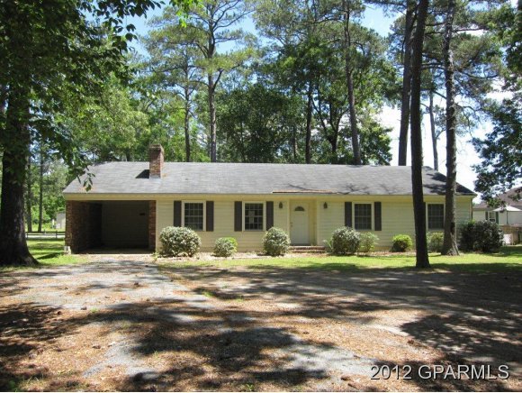 103 Ridgewood Circle Washington, NC 27889 - Photo 1 of 11 Primary Photo