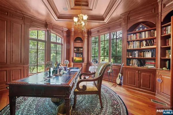 $4,200,000 | 29 North Church Road, Saddle River, NJ 07458