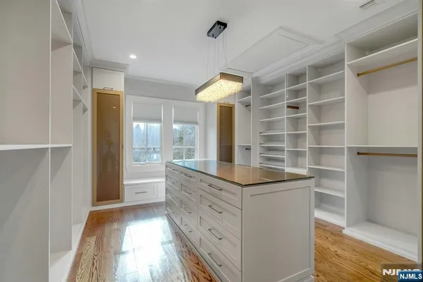 $4,200,000 | 29 North Church Road, Saddle River, NJ 07458