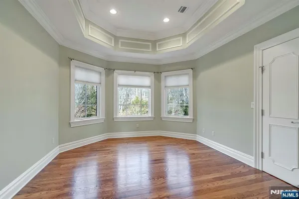 $4,200,000 | 29 North Church Road, Saddle River, NJ 07458