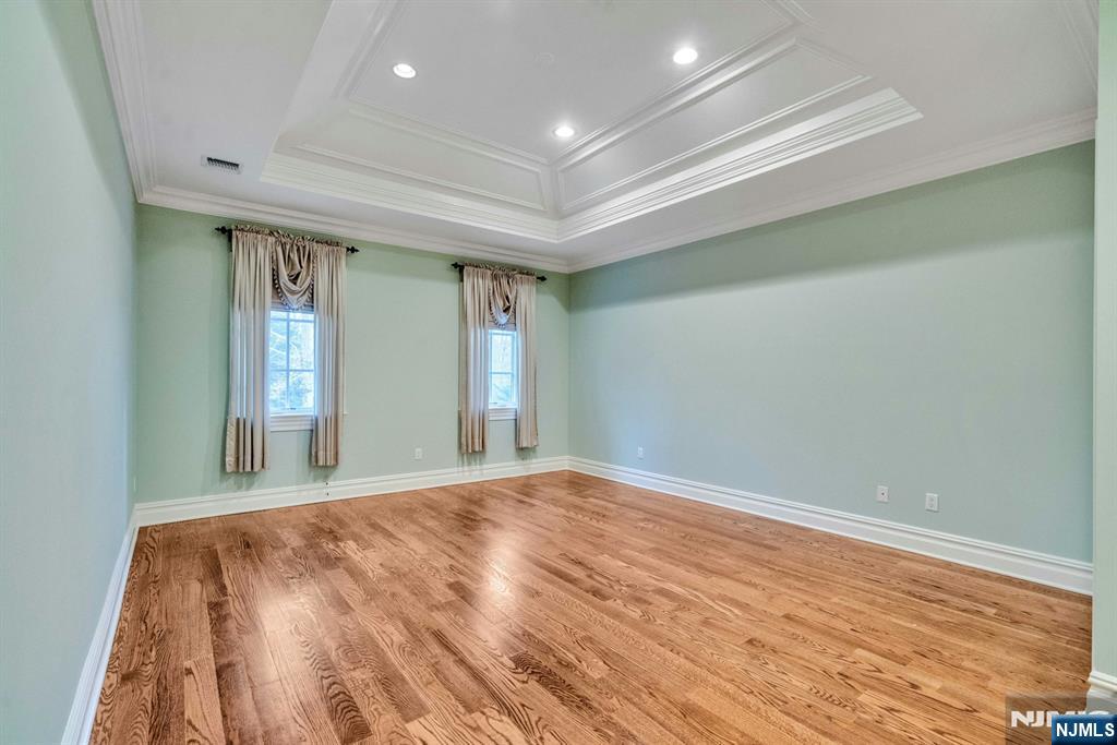 29 North Church Road Saddle River, NJ 07458 - Photo 35 of 47