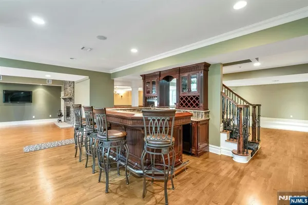 $4,200,000 | 29 North Church Road, Saddle River, NJ 07458