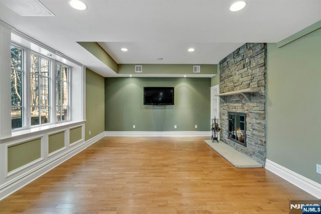 29 North Church Road Saddle River, NJ 07458 - Photo 42 of 47