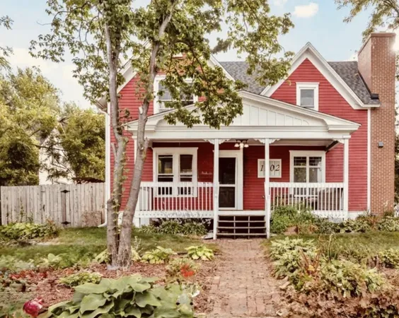 $440,000 | 1302 2nd Street, Hudson, WI 54016