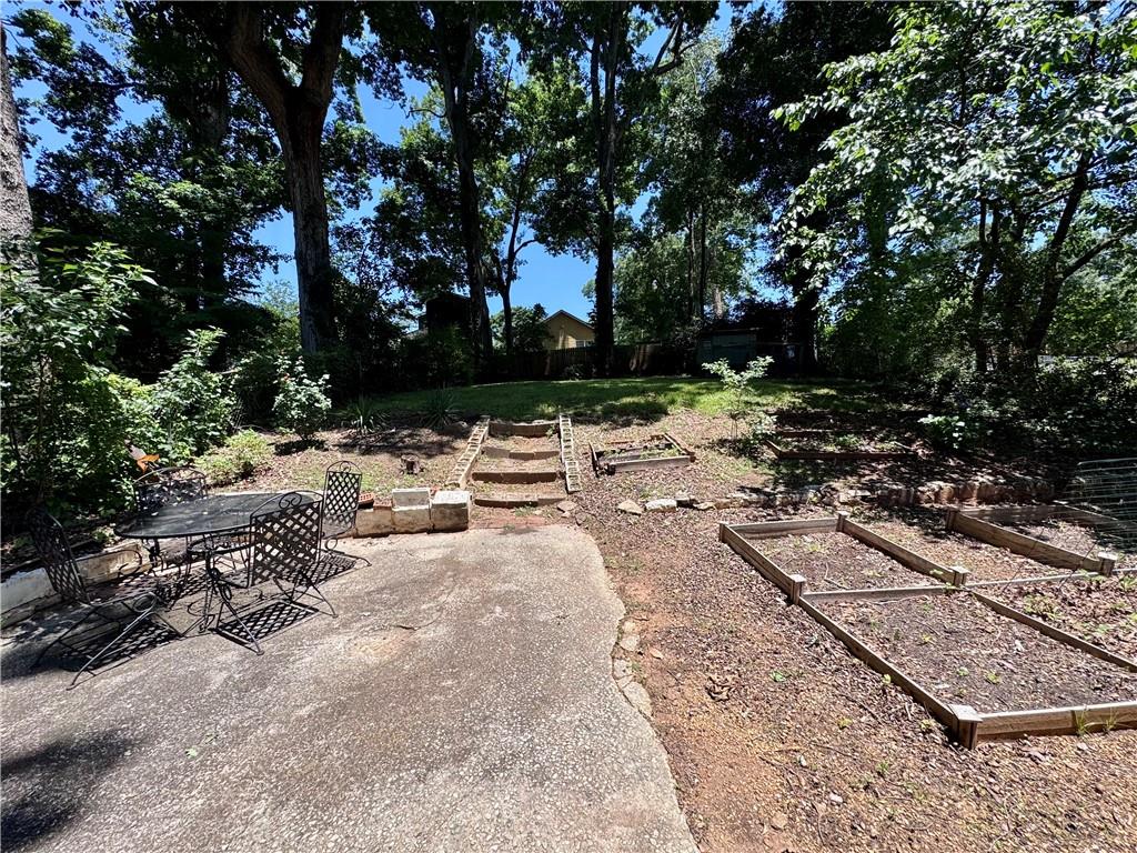 621 Rufus Henderson Drive Scottdale, GA 30079 - Photo 19 of 20