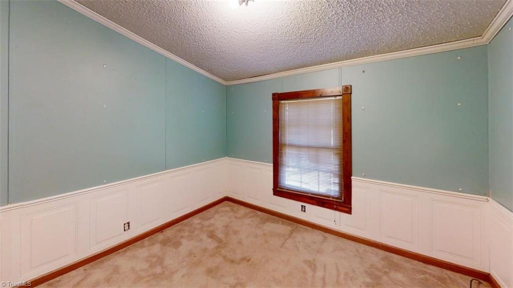 720 Hunt Road Lexington, NC 27292 - Photo 16 of 29 Bedroom 2