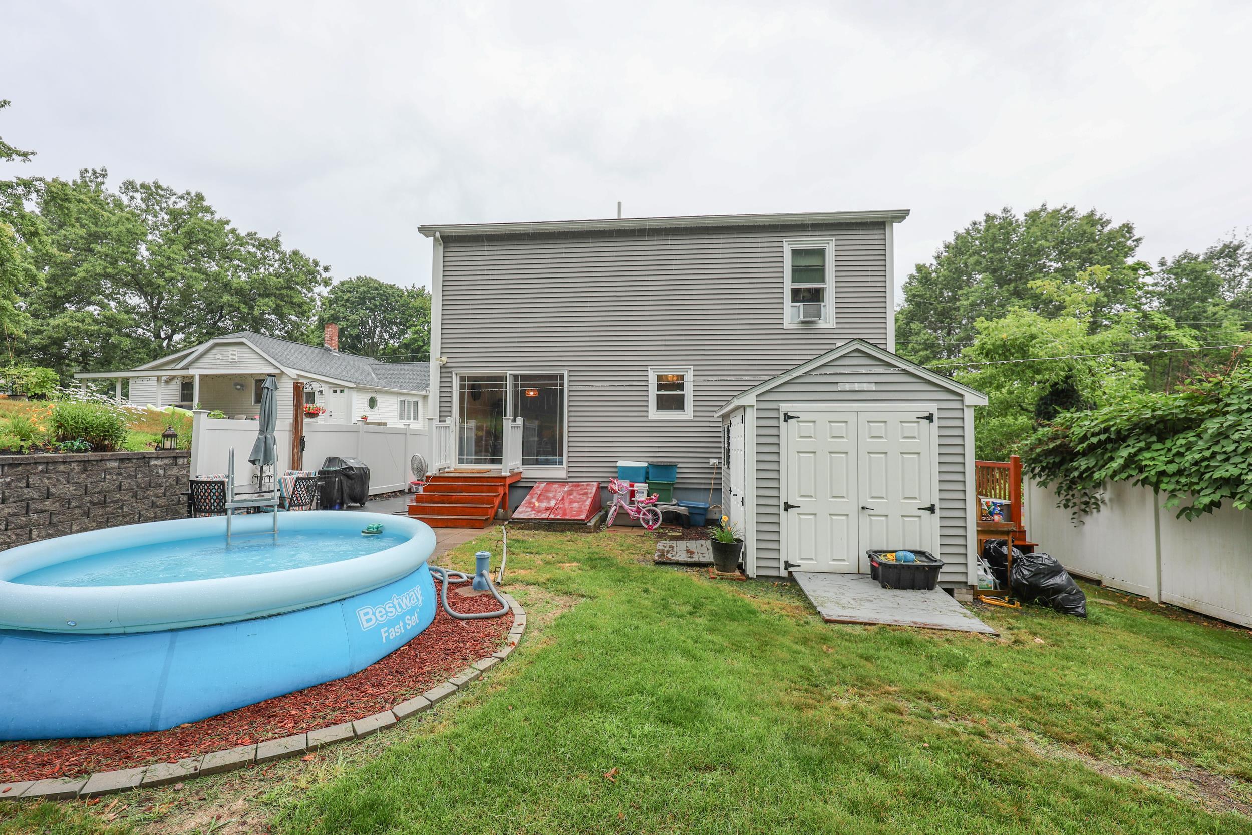 6 Concord Avenue Derry, NH 03038 - Photo 37 of 45