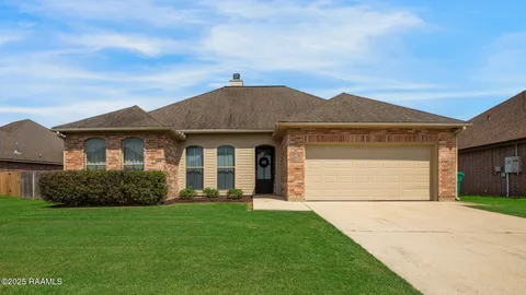$247,500 | 103 Still Waters Road, Broussard, LA 70518