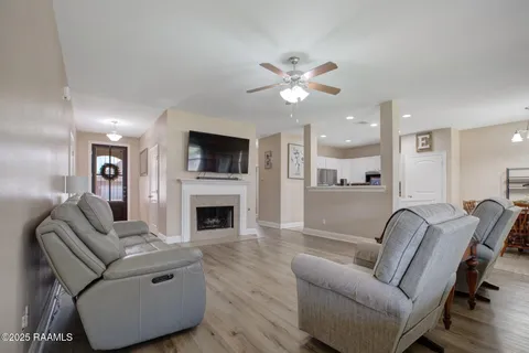 $247,500 | 103 Still Waters Road, Broussard, LA 70518