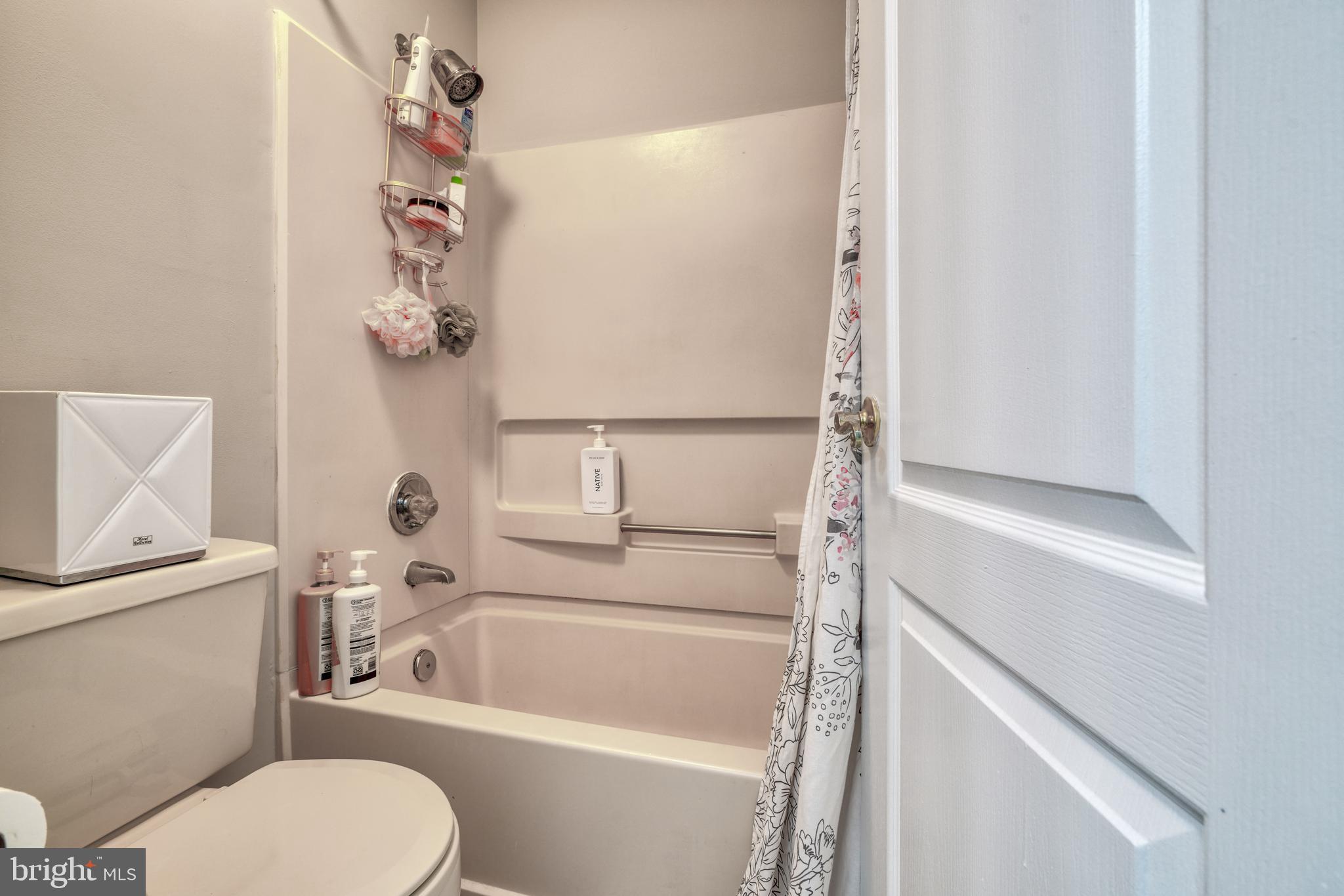 8585 Falls Run Road, Unit I Ellicott City, MD 21043 - Photo 30 of 34 Gallery Image 30