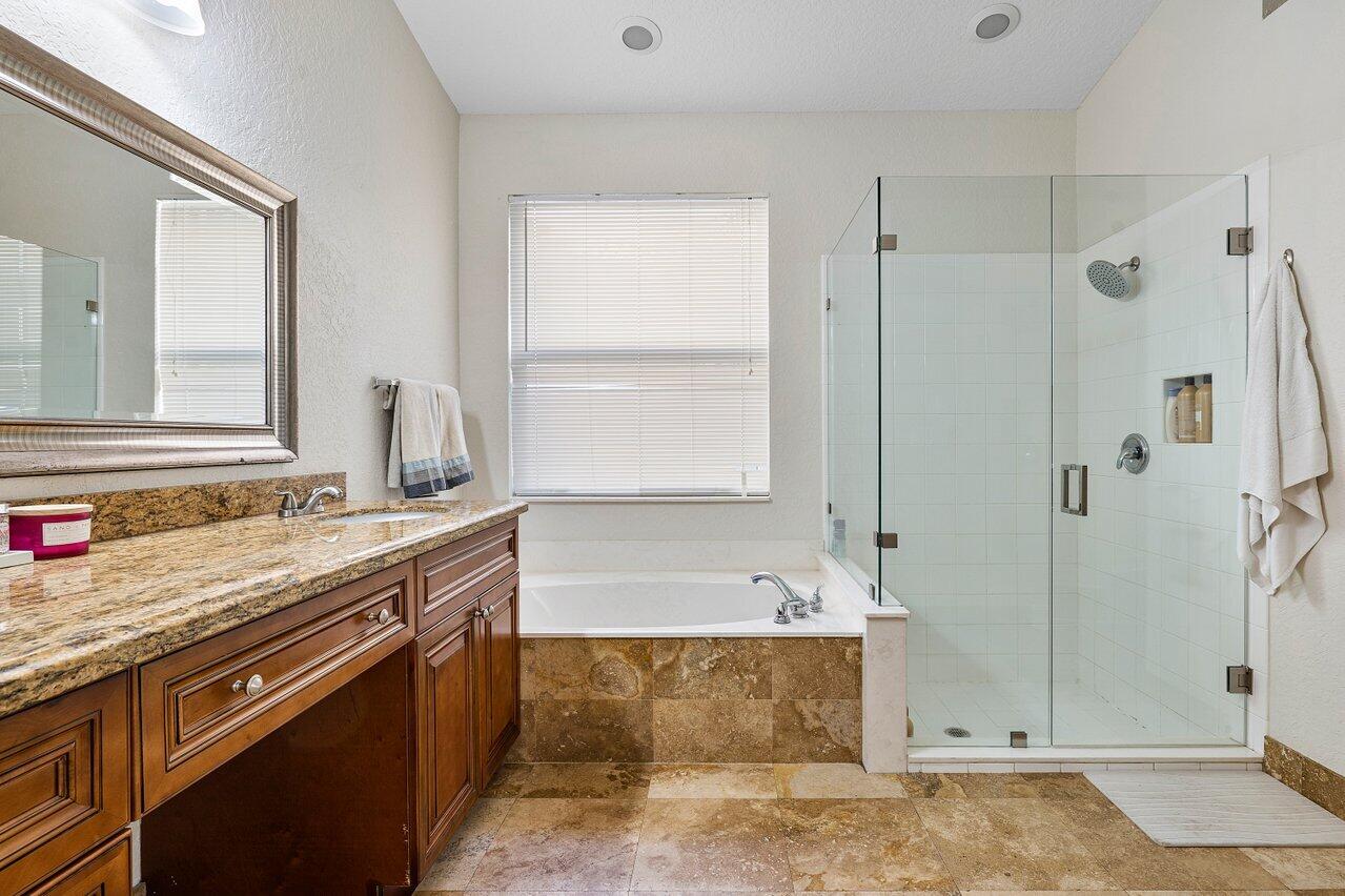 11435 Sea Grass Circle Boca Raton, FL 33498 - Photo 18 of 50 029-11435SeaGrassCircle-BocaRaton-FL-334